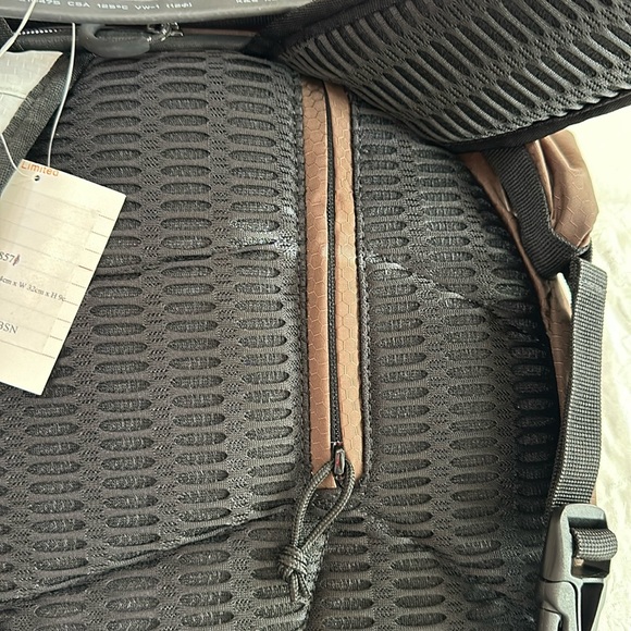 Spyder SOPRIS BACKPACK - Bison/Ash - Picture 6 of 16